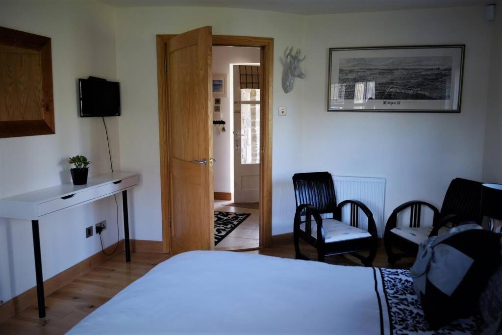 Loch Lomond Unique Selfcontained Bed+Bathroom Alexandria Eksteriør billede